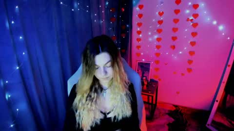 sweetfoyou online show from April 16, 5:29 am