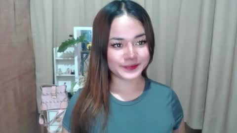 sweethotlove_xoxo online show from September 30, 2:33 am