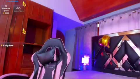 FOXXY online show from July 6, 3:03 pm