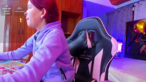 FOXXY online show from July 6, 11:29 am