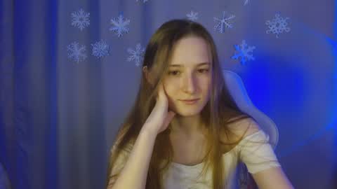 Annie online show from December 14, 9:13 pm