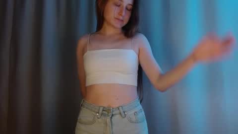 Annie online show from February 26, 9:29 pm