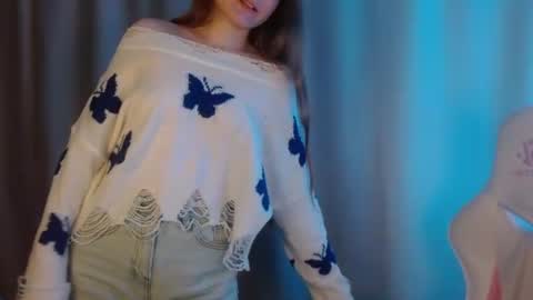 Annie online show from June 28, 9:22 pm