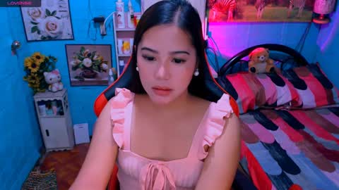 Snapshot of sweetienicole chatting on February 26, 6:59 pm Nicole online show from February 26, 6:59 pm