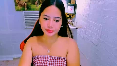 Snapshot of sweetienicole chatting on October 17, 11:31 pm Nicole online show from October 17, 11:31 pm