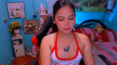 Snapshot of sweetienicole chatting on January 28, 10:23 pm Nicole online show from January 28, 10:23 pm