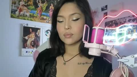 SweetJess online show from April 13, 4:28 am