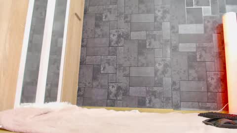 jessica online show from April 7, 2:52 pm