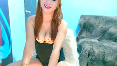 jona online show from February 5, 2:15 am