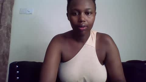 sweetlilly17 online show from February 23, 3:29 pm