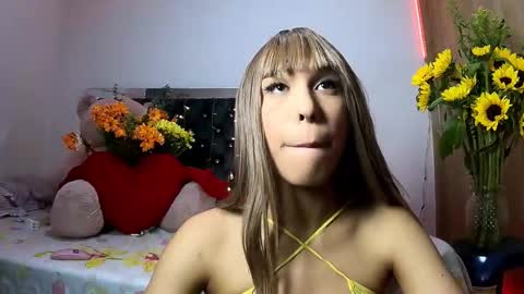 sweetmagic6 online show from February 11, 9:13 am