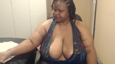 sweetnoziexxx online show from October 14, 6:49 am