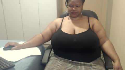 sweetnoziexxx online show from September 12, 5:53 am