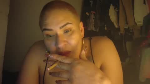 sweetp3ach29 online show from January 10, 5:05 am