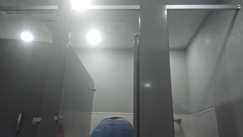 sweetp3ach29 online show from February 2, 11:21 pm