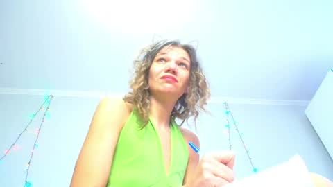 Veronica and Alex online show from April 11, 4:17 am