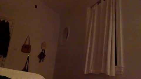 sweetpeach232323 online show from January 2, 3:58 am