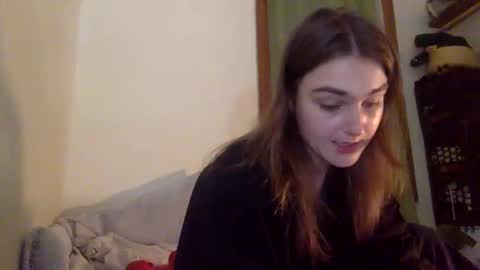 sweetpeach232323 online show from December 21, 2:19 am