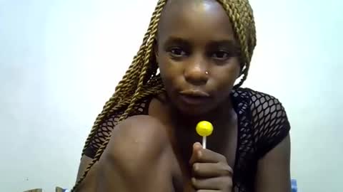 Lilly online show from April 15, 8:31 pm