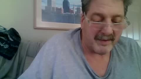 sweetbrowneyes623 online show from February 23, 9:16 pm