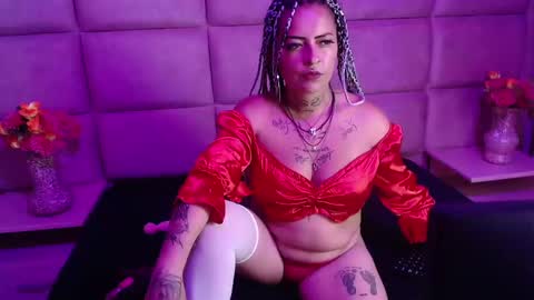 Sweetsinsn  online show from October 25, 8:42 pm