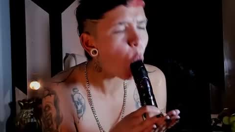 sweetsubmissive rs online show from July 28, 6:20 pm