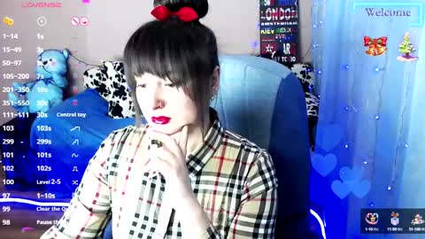 Snapshot of sweetsunnymila chatting on February 6, 11:09 am HelloI amShy Charming Mila-Nice to meet you and Welcome I am not a nude model  Sometimes a smile is all that we need online show from February 6, 11:09 am