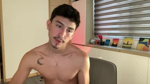 Andy  online show from December 14, 9:21 pm