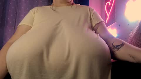 Maya online show from March 7, 11:27 pm