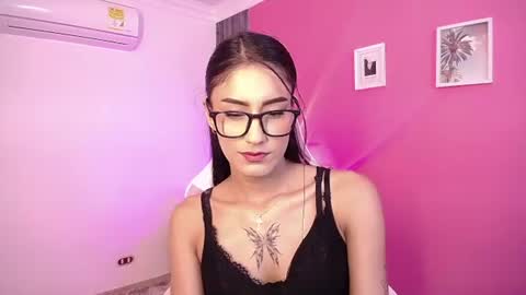 sweetvibes69 online show from August 5, 2:58 pm