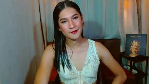 sweetvictoria2000 online show from February 26, 9:22 am