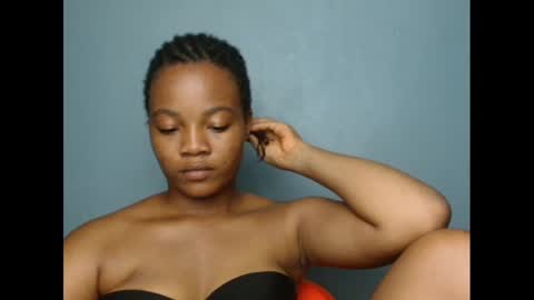 sweetxboobs online show from December 1, 10:01 pm