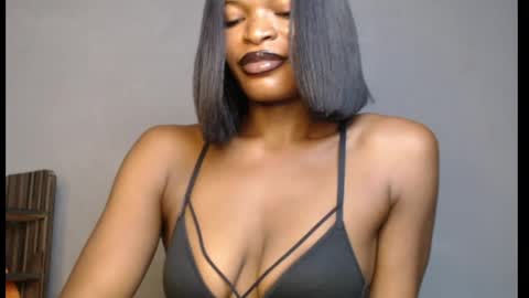 sweetxxboobsx online show from March 29, 8:49 am