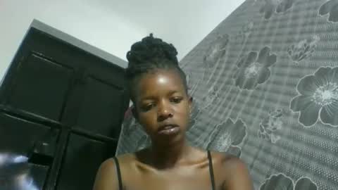sweetz_candice online show from September 13, 6:05 am