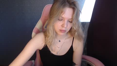 Hannah VACATION 17 - 27 AUGUST online show from February 23, 1:42 pm