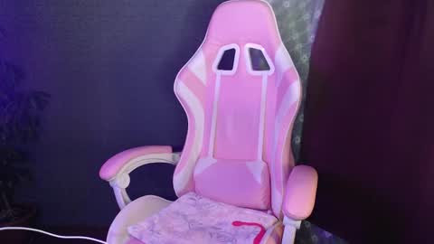 Hannah VACATION 17 - 27 AUGUST online show from February 14, 6:51 pm