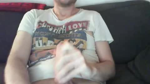 M online show from April 21, 8:49 pm