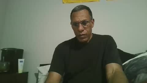 swimmerbod2495 online show from April 7, 5:31 am