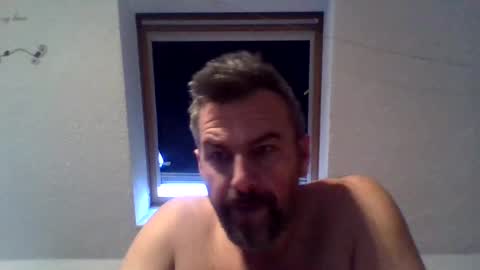 Snapshot of swinger_men_austria chatting on January 17, 7:51 am swinger_men_austria online show from January 17, 7:51 am