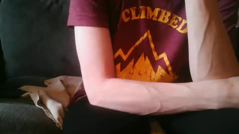 swontguy2025 online show from April 9, 11:27 am