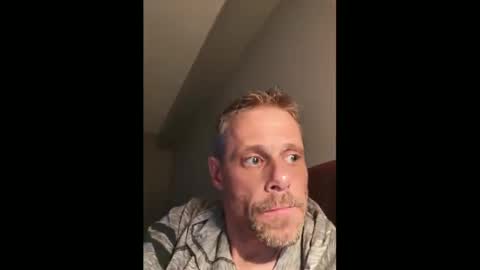 swontguy2025 online show from December 10, 6:44 am