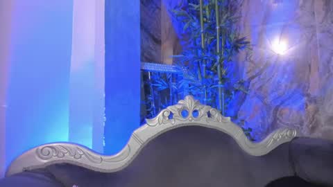 Sydney online show from April 4, 11:12 pm