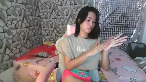 sydnyxox1 online show from March 21, 2:50 am