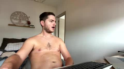 syl092 online show from April 13, 12:53 pm