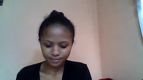 sylvaniah01 online show from June 23, 6:32 am