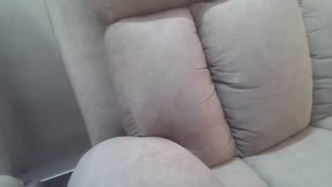 symond_jns online show from June 30, 7:08 am