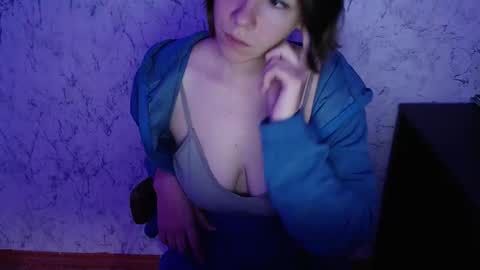 Snapshot of syrendixon chatting on September 18, 9:46 am SyrenDixon online show from September 18, 9:46 am