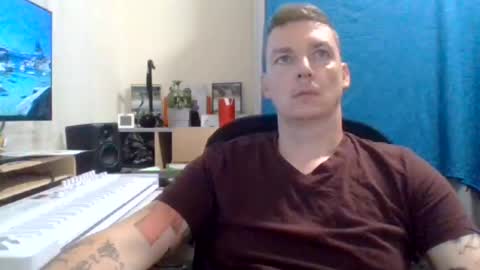 szjohn576 online show from August 10, 7:57 am