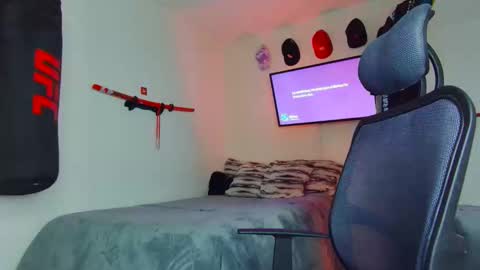 TONER online show from November 21, 1:25 am