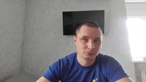 Den online show from April 10, 7:13 am